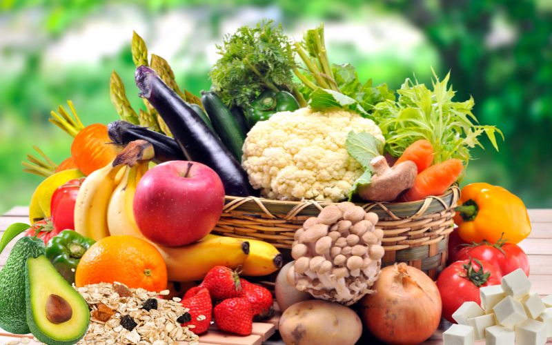 Ăn những thực phẩm tốt cho sức khỏe để kiểm xoát cholesterol xấu