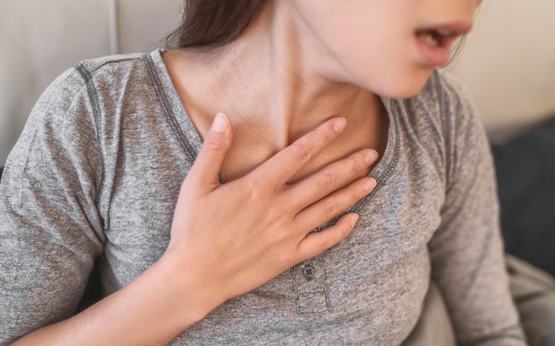 Cảm giác hụt hơi, thở dốc