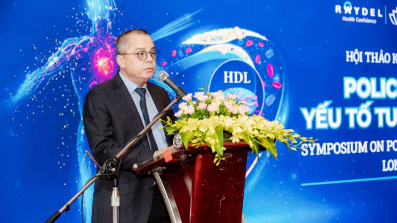 Đại diện Trung tâm Nghiên cứu Khoa học Quốc gia Cuba (CNIC), ông Julio Alfonso Rubi phát biểu